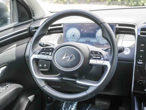 Used 2023 Hyundai Tucson SEL w/ Convenience Package FWD image 15