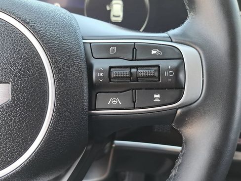 Used 2024 Kia Sportage SX FWD image 19