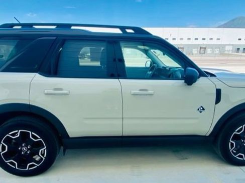 Certified 2025 Ford Bronco Sport Outer Banks w/ Outer Banks Tech Package+ AWD/4WD image 4