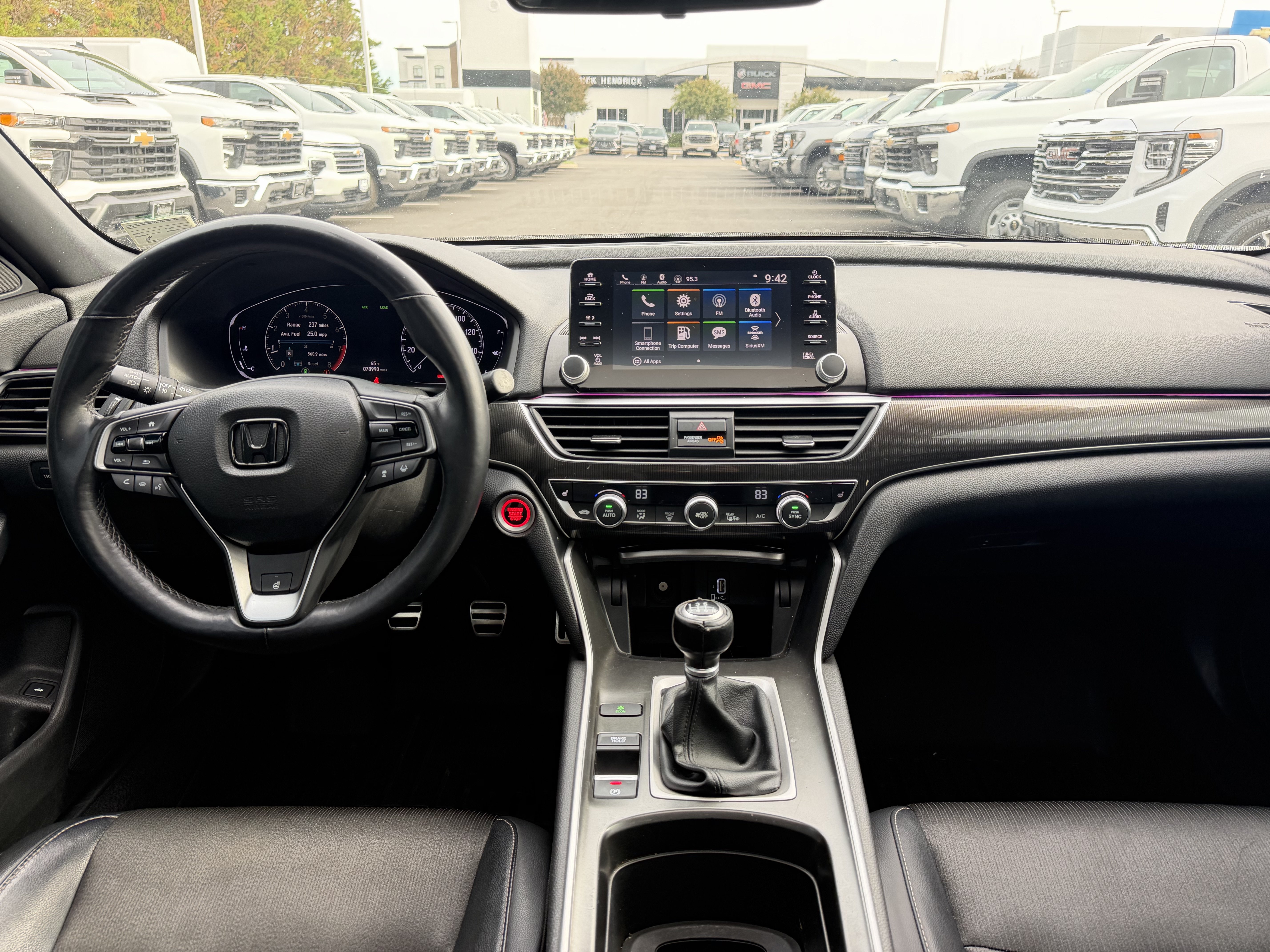 Used 2018 Honda Accord Sport image 32