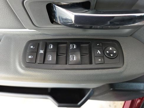 Used 2018 RAM 1500 Big Horn image 48