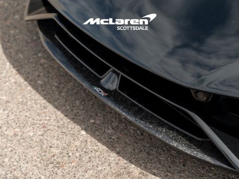 Used 2019 Lamborghini Huracan Performante AWD/4WD image 23