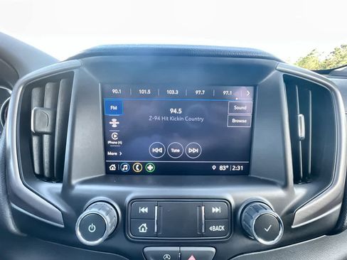 Used 2023 GMC Terrain AT4 image 13