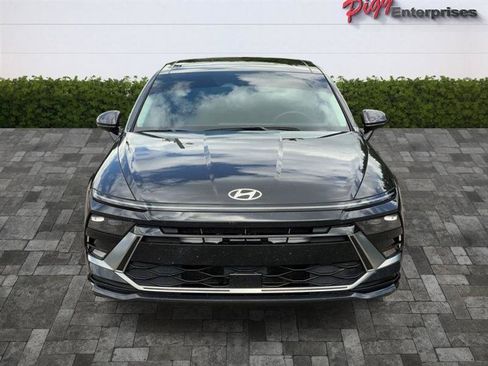 Used 2024 Hyundai Sonata SEL w/ Convenience Package FWD image 5