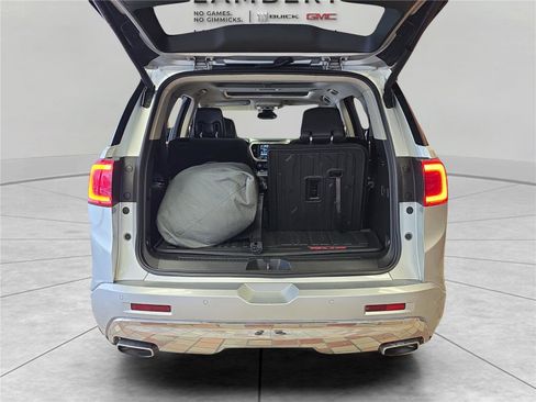 Used 2017 GMC Acadia Denali w/ Technology Package image 31