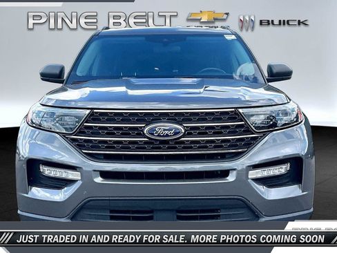 Used 2023 Ford Explorer XLT w/ Equipment Group 202A AWD/4WD image 3