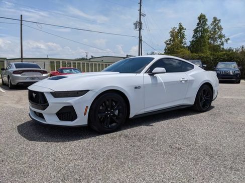 Used 2026 Ford Mustang GT RWD image 8