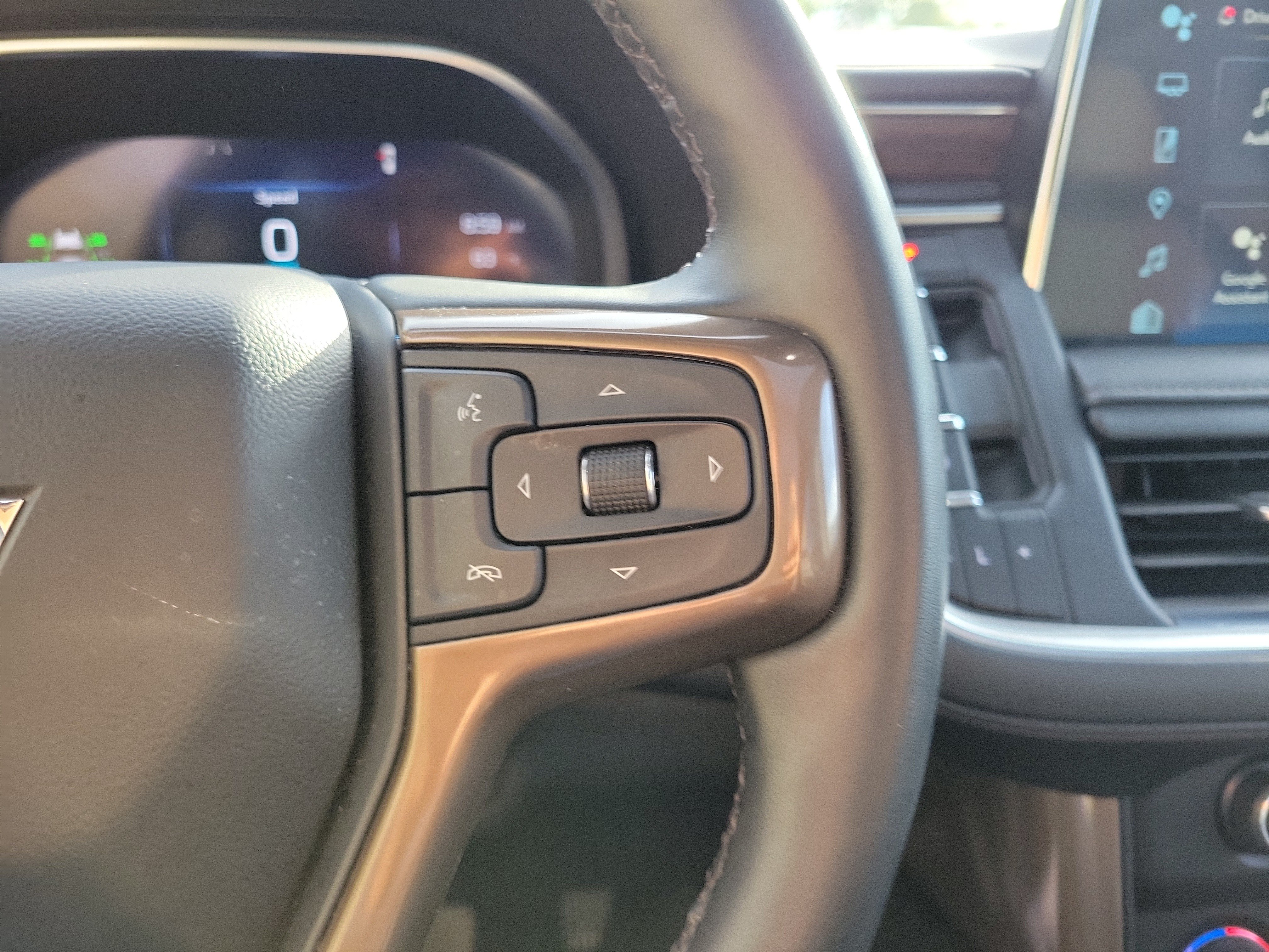 Used 2023 Chevrolet Suburban High Country AWD/4WD image 23