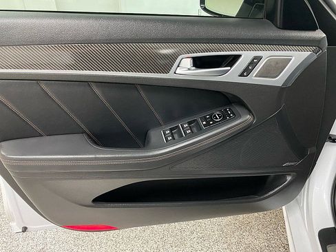 Used 2018 Genesis G80 3.3T Sport image 9