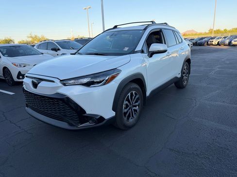 Used 2024 Toyota Corolla Cross AWD Hybrid image 3