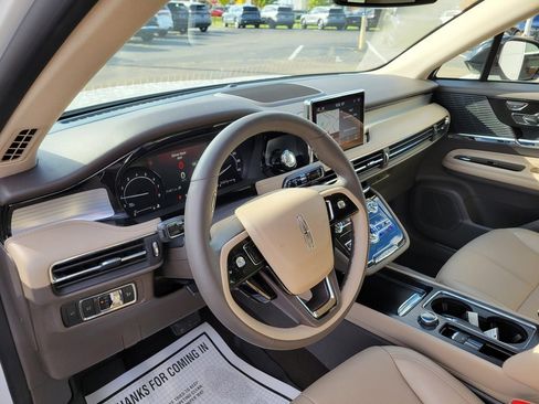 Certified 2022 Lincoln Corsair AWD w/ Equipment Group 101A image 23