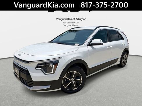 New 2026 Kia Niro EX FWD image 1