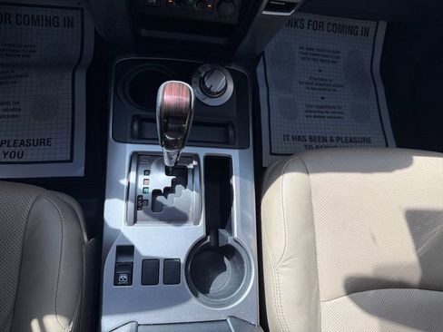 Used 2023 Toyota 4Runner Limited AWD/4WD image 23