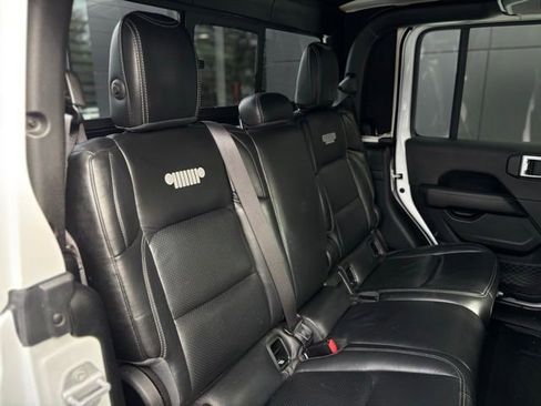 Used 2021 Jeep Gladiator Overland image 50