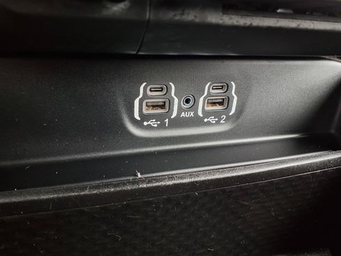 Used 2021 RAM 2500 Big Horn w/ Level 1 Equipment Group AWD/4WD image 11