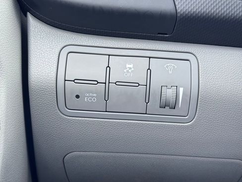 Used 2015 Hyundai Accent Sport image 28