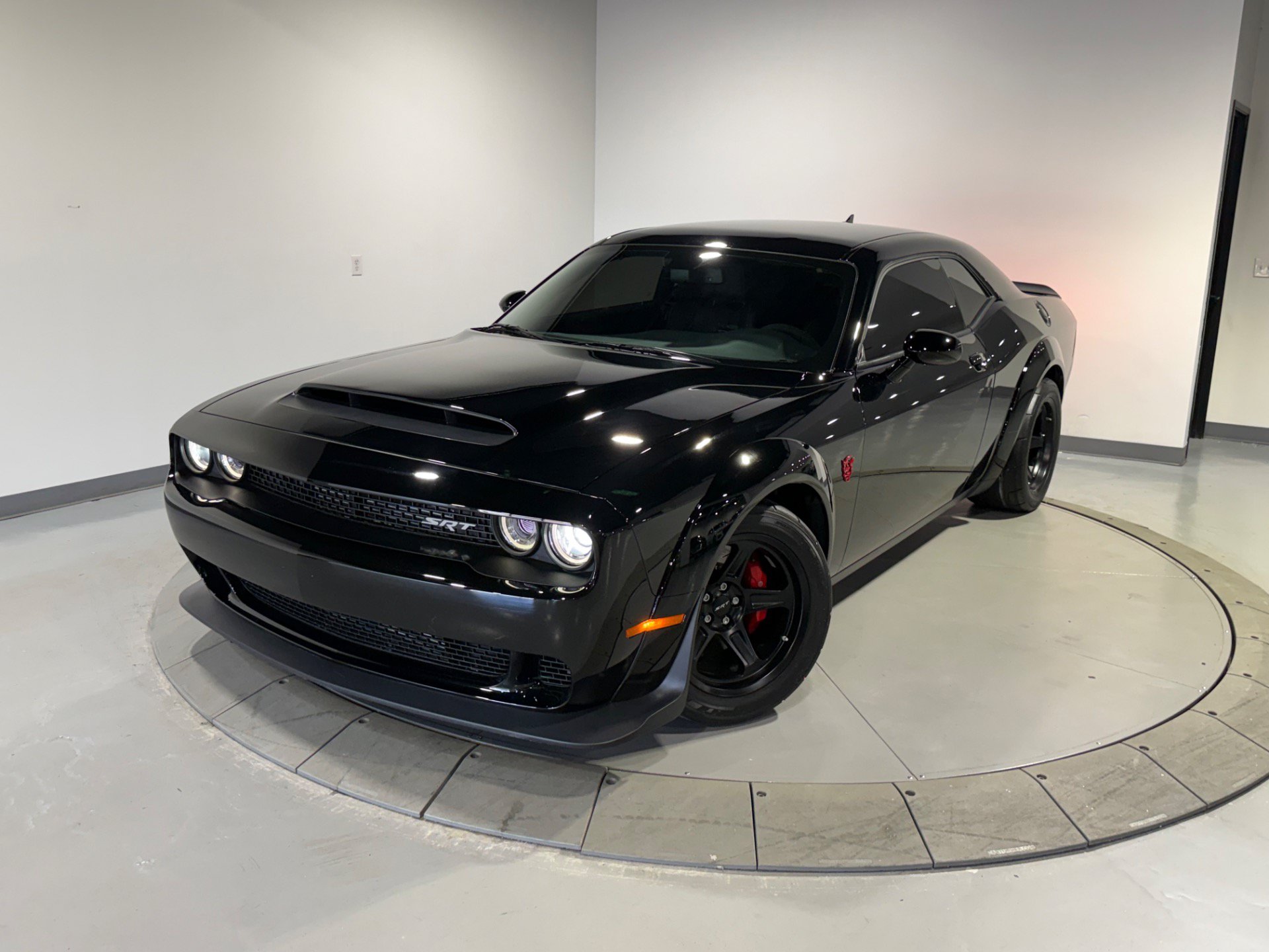 Used 2018 Dodge Challenger SRT Demon RWD image 3