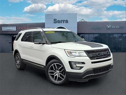 Used 2016 Ford Explorer XLT w/ Equipment Group 202A