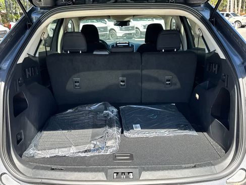 Used 2024 Ford Edge SE image 16