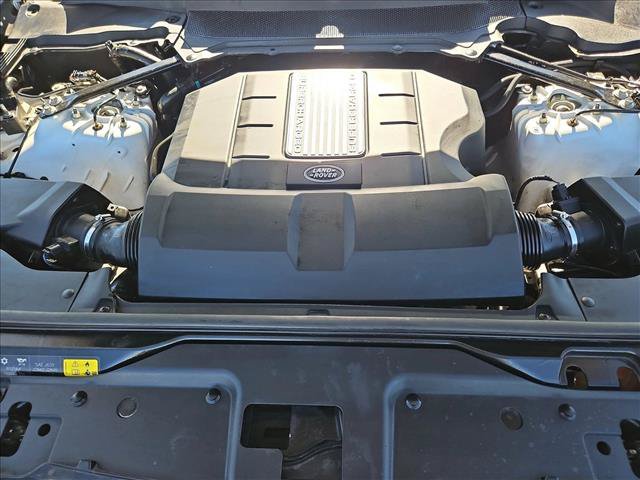 Used 2018 Land Rover Discovery HSE AWD/4WD image 24