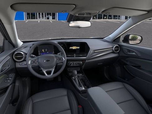 New 2026 Chevrolet Trax ACTIV w/ Driver Confidence Package FWD image 16