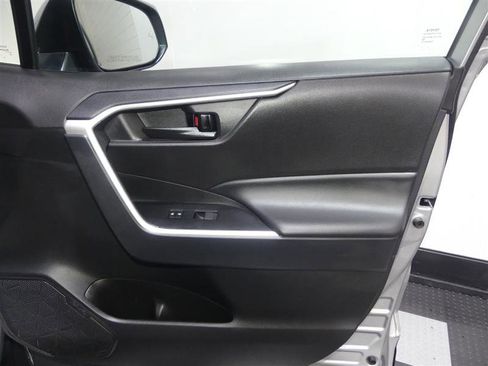 Used 2024 Toyota RAV4 LE image 19