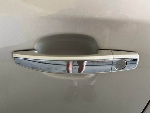 Used 2015 Buick LaCrosse FWD image 39