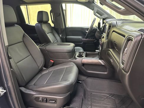 Used 2020 Chevrolet Silverado 1500 LTZ w/ LTZ Plus Package image 26