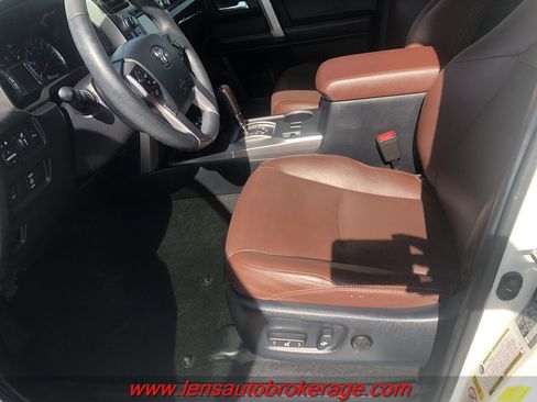 Used 2018 Toyota 4Runner Limited image 10