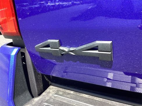 Certified 2025 Toyota Tacoma SR5 image 30