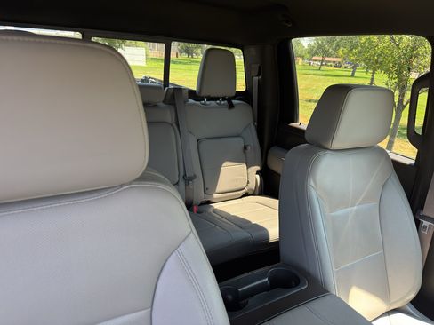 Used 2023 GMC Sierra 2500 SLT w/ SLT Convenience Package AWD/4WD image 13