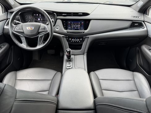 Used 2024 Cadillac XT5 Premium Luxury w/ Technology Package AWD/4WD image 27