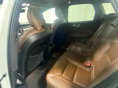 Used 2023 Volvo XC60 B6 Ultimate w/ Climate Package AWD/4WD image 13