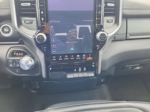 Used 2025 RAM 1500 Laramie AWD/4WD image 18