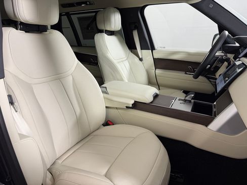 New 2026 Land Rover Range Rover Long Wheelbase SE AWD/4WD image 26