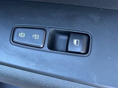 Used 2021 Kia Forte LXS FWD image 21