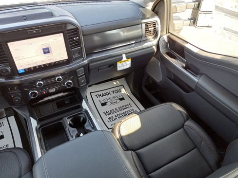 New 2025 Ford F250 Lariat w/ Lariat Ultimate Package AWD/4WD image 15