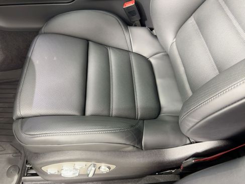Certified 2026 Porsche Macan GTS AWD/4WD image 13