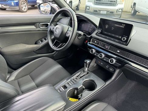 Used 2022 Honda Civic Sport image 14