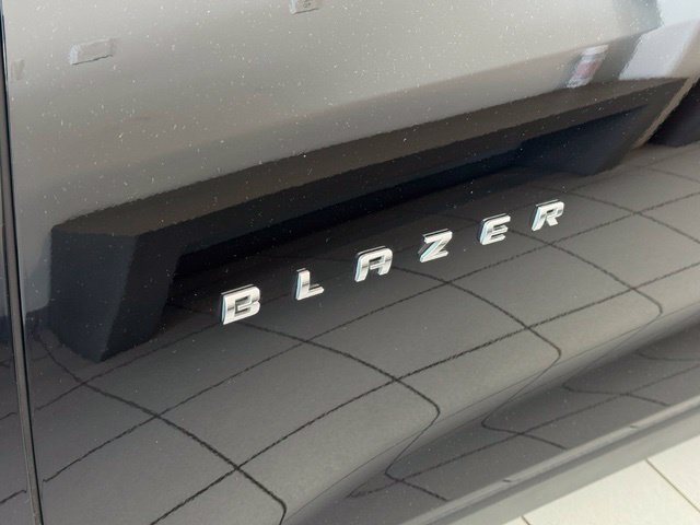 Used 2023 Chevrolet Blazer LT AWD/4WD image 35