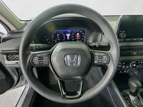 Certified 2025 Honda Accord LX image 21