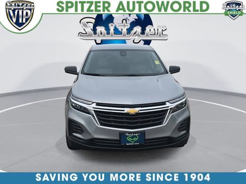 Certified 2024 Chevrolet Equinox LS w/ LS Convenience Package FWD image 3