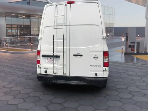 Used 2018 Nissan NV 2500 SV w/ Navigation Package RWD image 13