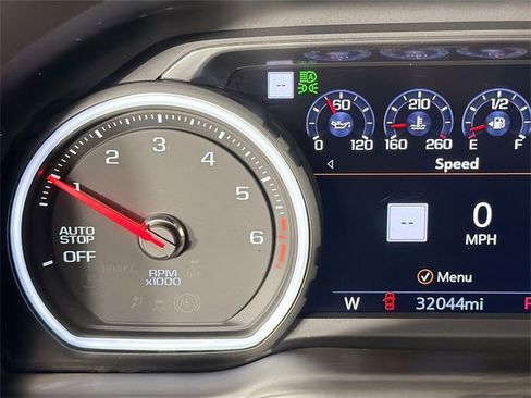 Used 2021 Chevrolet Silverado 1500 High Country w/ Technology Package image 12