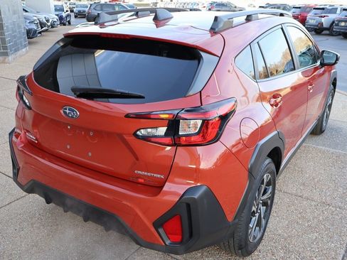 Used 2024 Subaru Crosstrek 2.0i Premium image 6