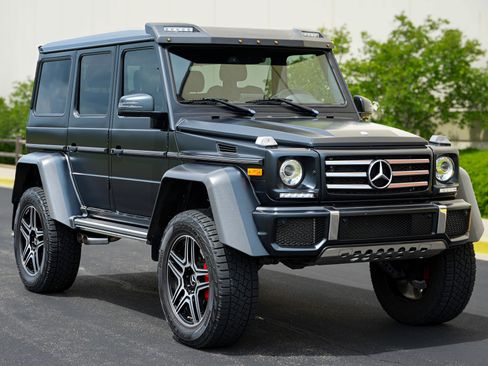 Used 2017 Mercedes-Benz G 550 Squared image 4