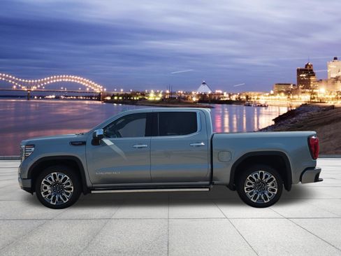 Used 2026 GMC Sierra 1500 Denali Ultimate AWD/4WD image 2