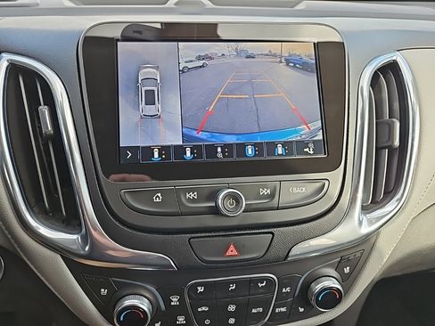 Used 2020 Chevrolet Equinox Premier image 20