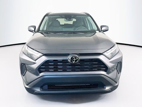 Used 2025 Toyota RAV4 XLE w/ Convenience Package image 2