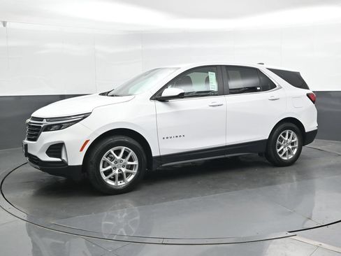 Used 2024 Chevrolet Equinox LT AWD/4WD image 8